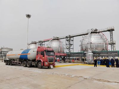 降本增效提质“一线行” | 华龙新材料公司硝酸项目成功投料试车